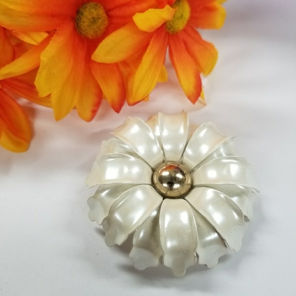 Fantastic VTG Flower - Picture 8 of 8